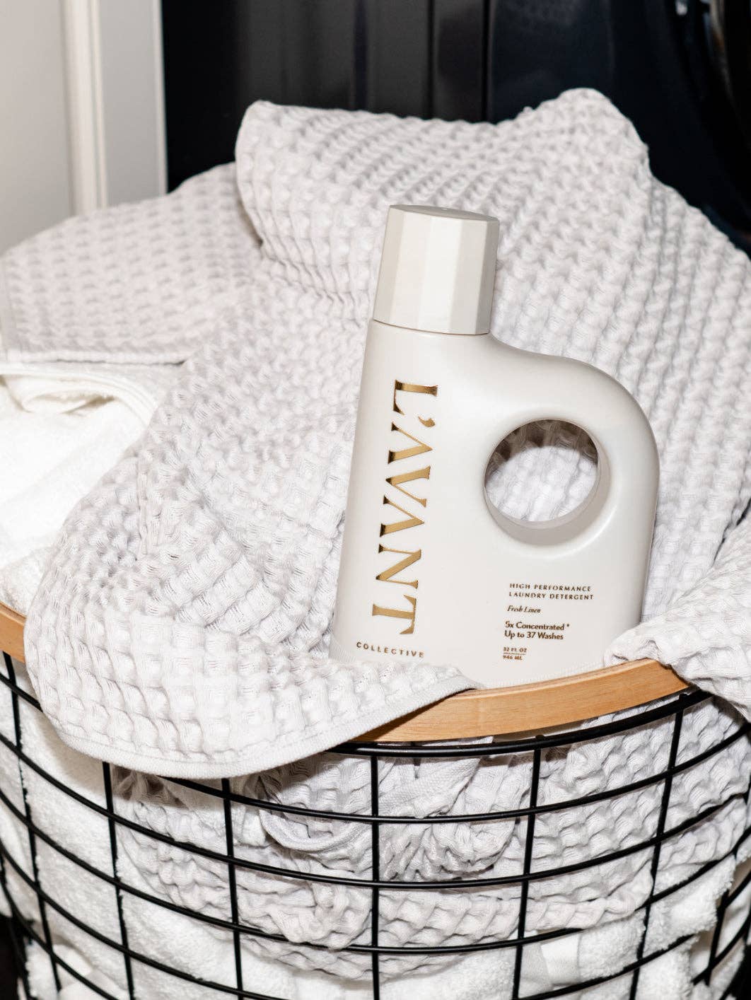 L'AVANT Collective - High Performing Laundry Detergent - Fresh Linen