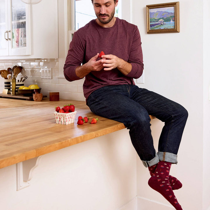 Conscious Step - Socks that Support Self-Checks (Maroon Strawberries)