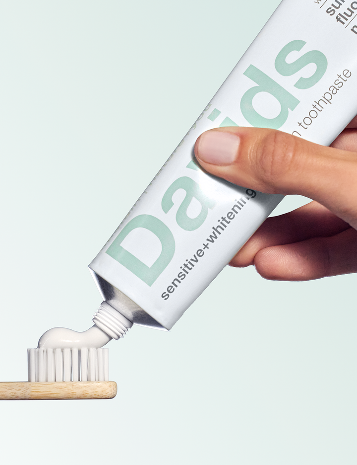 Davids Natural Toothpaste - Davids sensitive+whitening nano-hydroxyapatite premium toothpaste / peppermint / 4 oz